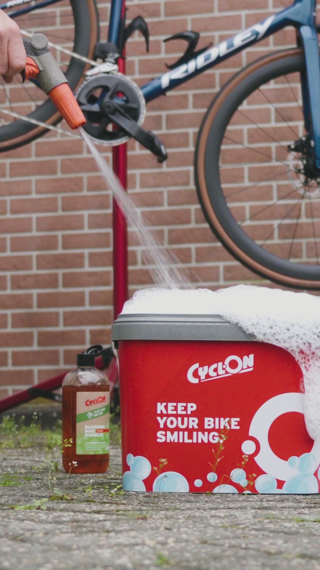 Plant-Based Blooming Bike Bubbles